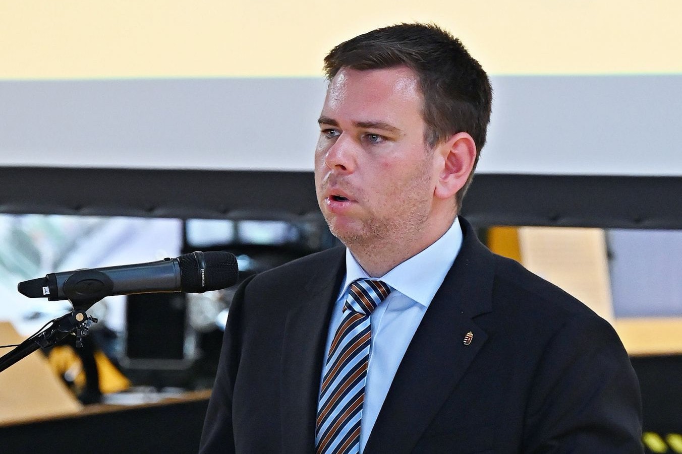 Távozik Vitézy Dávid közlekedési államtitkár