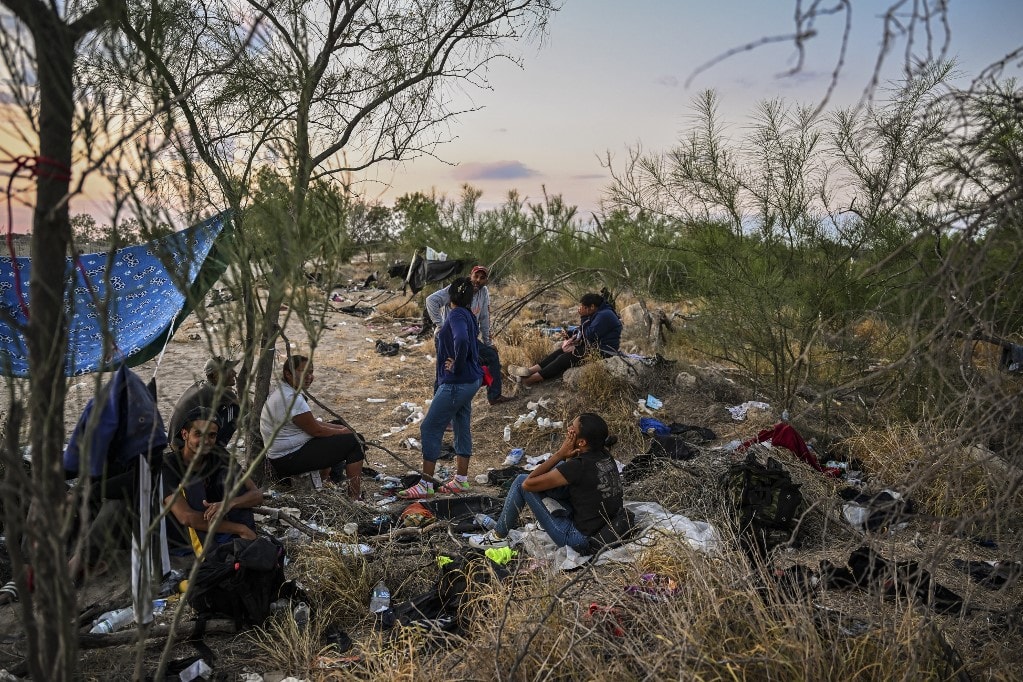 A Fehér Ház gigászi összeggel jutalmazta Soros migránssegítő szervezetét