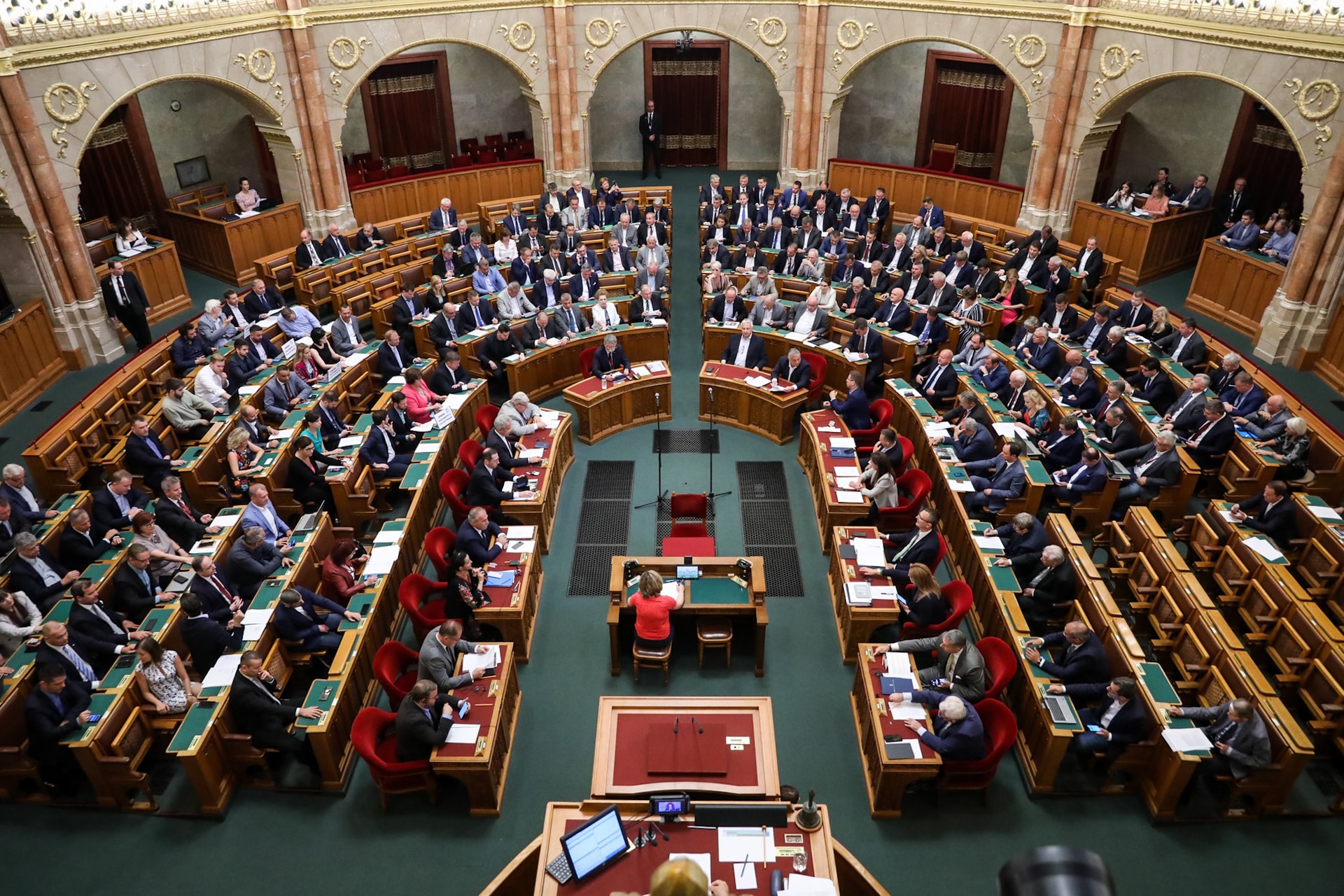 Benyújtotta a kormány a feltételességi eljáráshoz kapcsolódó törvénymódosítások második csomagját is