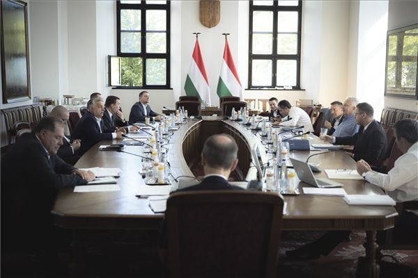 Orbán Viktor: Energia-veszélyhelyzet van Európában