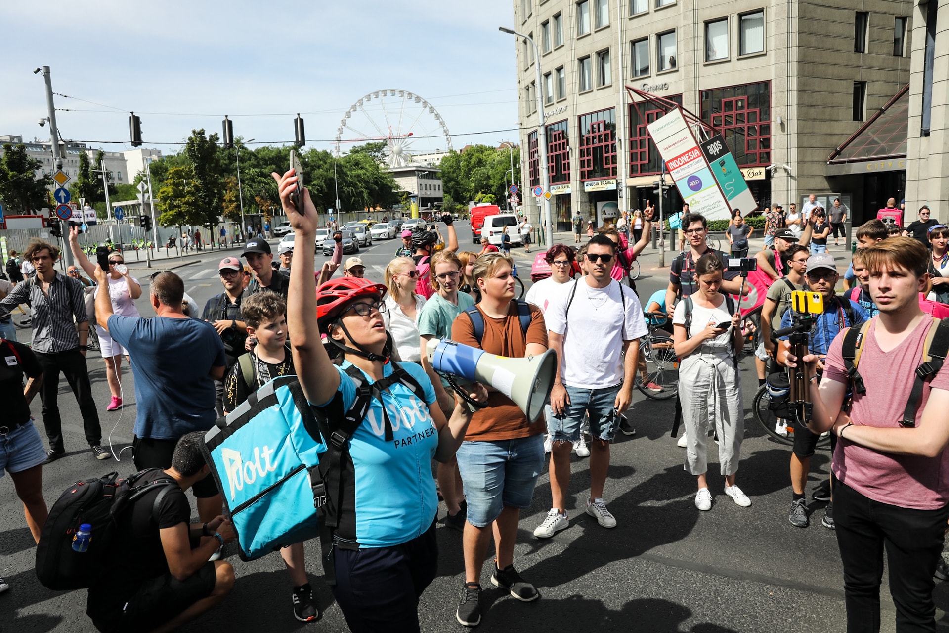Drogos tüntetőket állítottak elő a rendőrök