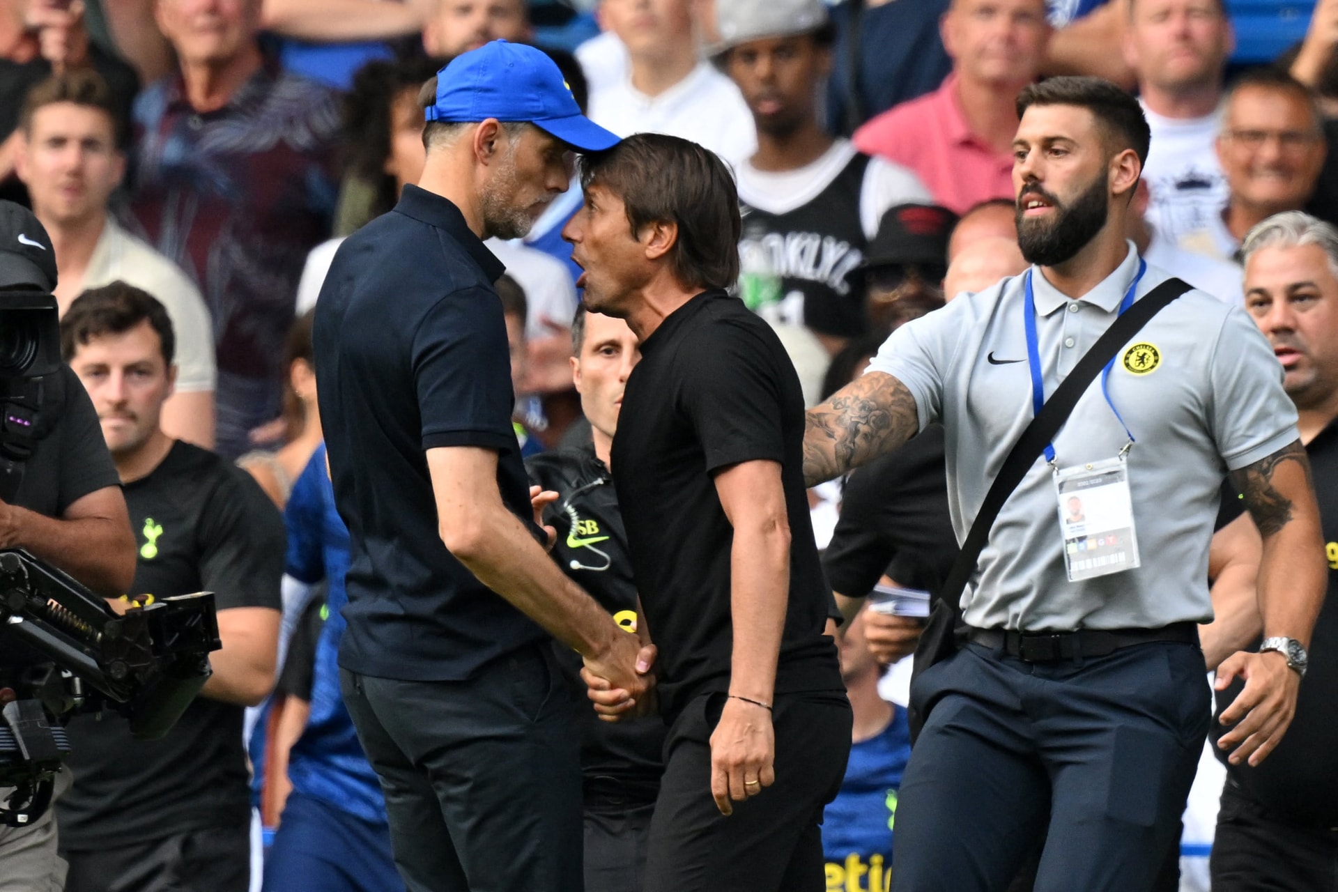 Mindkét edzőt kiállította a bíró a Chelsea–Tottenham rangadón
