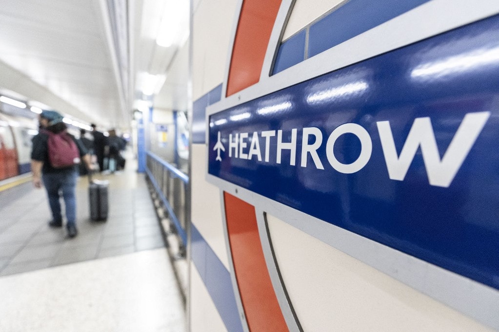 Felfüggesztette a British Airways a jegyértékesítést a Heathrow-ról induló egyes járataira