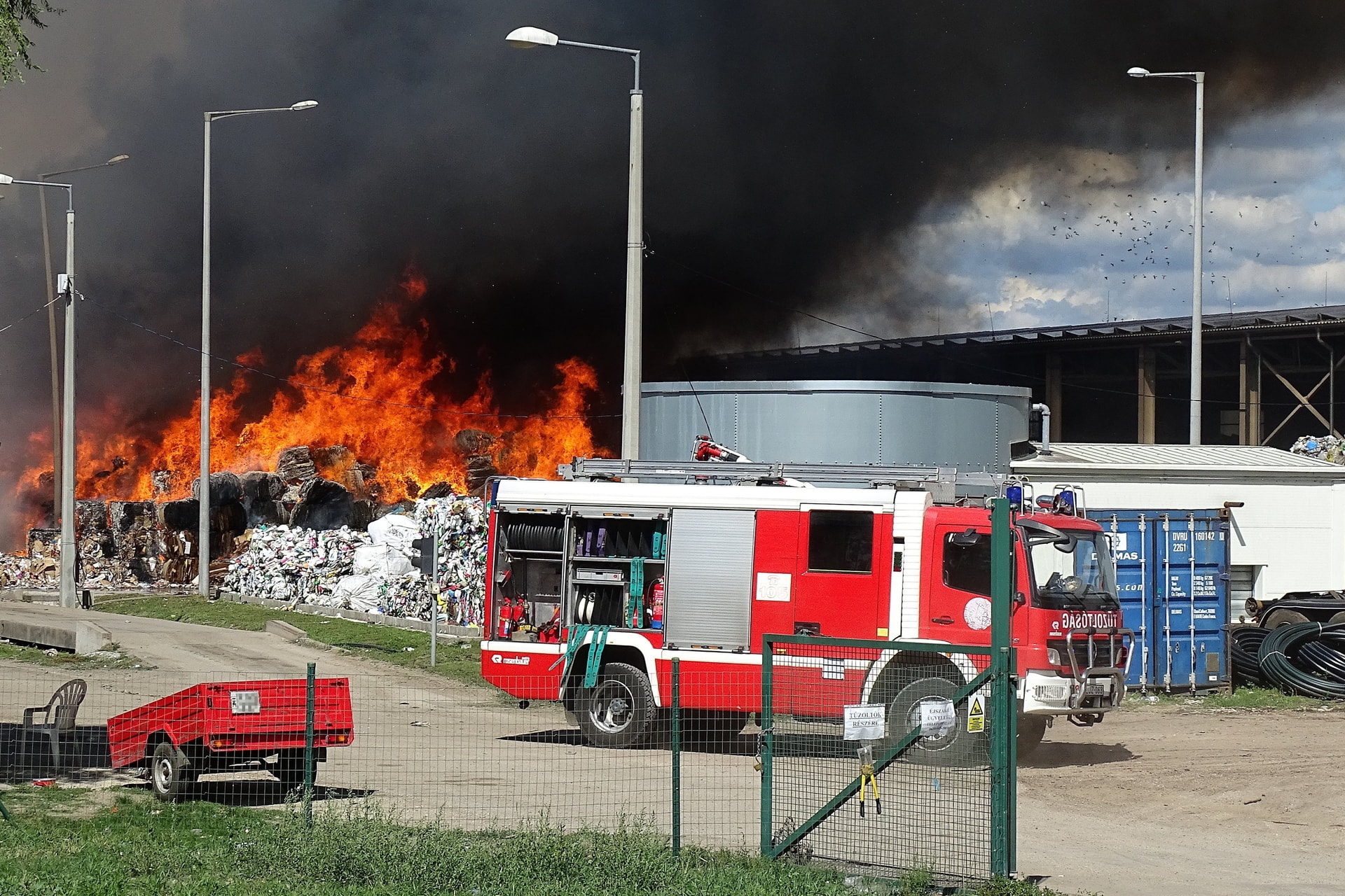 Eloltották a felgyői hulladékkezelőben keletkezett tüzet