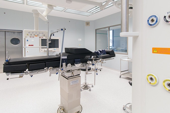 Szívbetegek kezelését segítő eszközökkel gazdagodik a pécsi klinikai központ