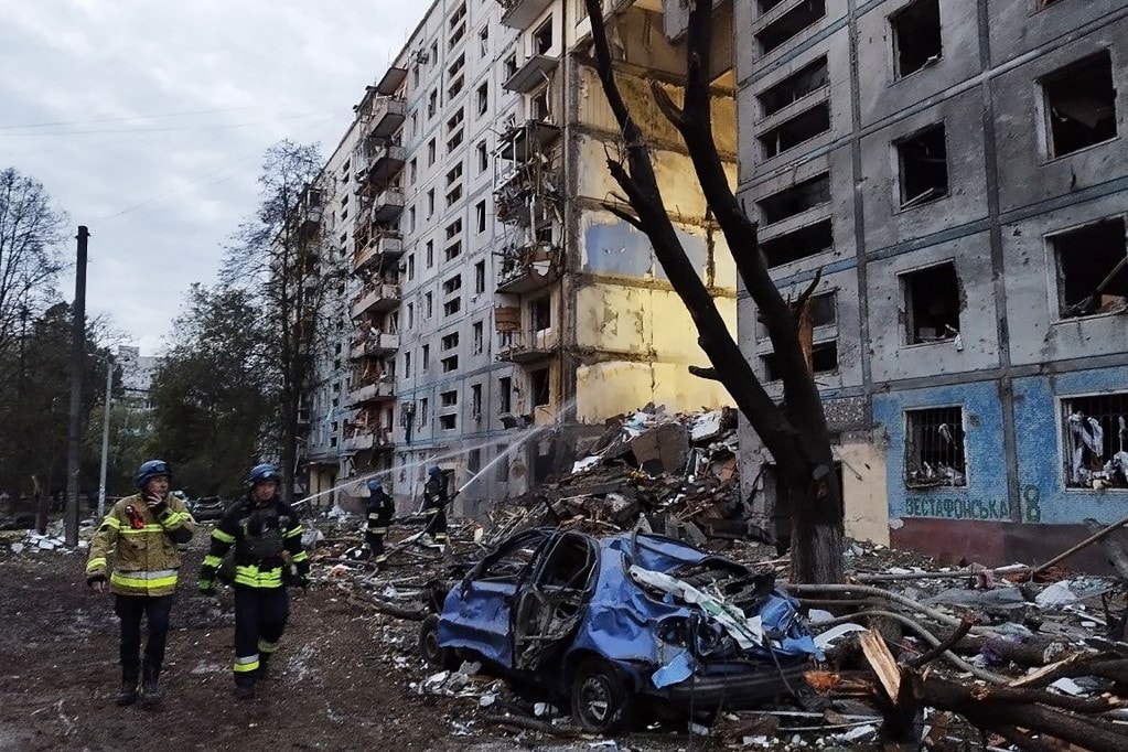 Háborús bűnnek tartják a civilek bombázását