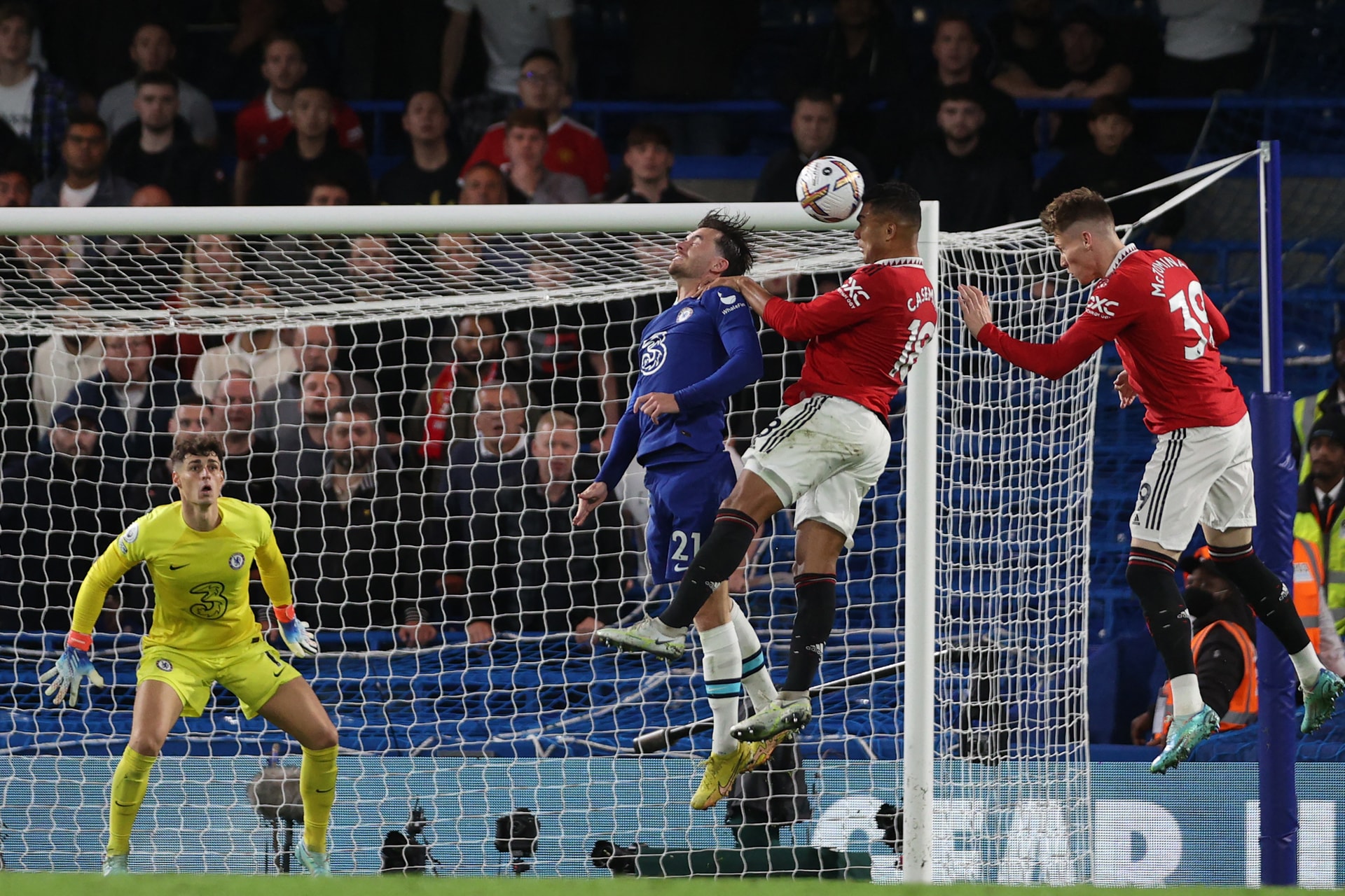 Casemiro pontot mentett a Manchester Unitednek