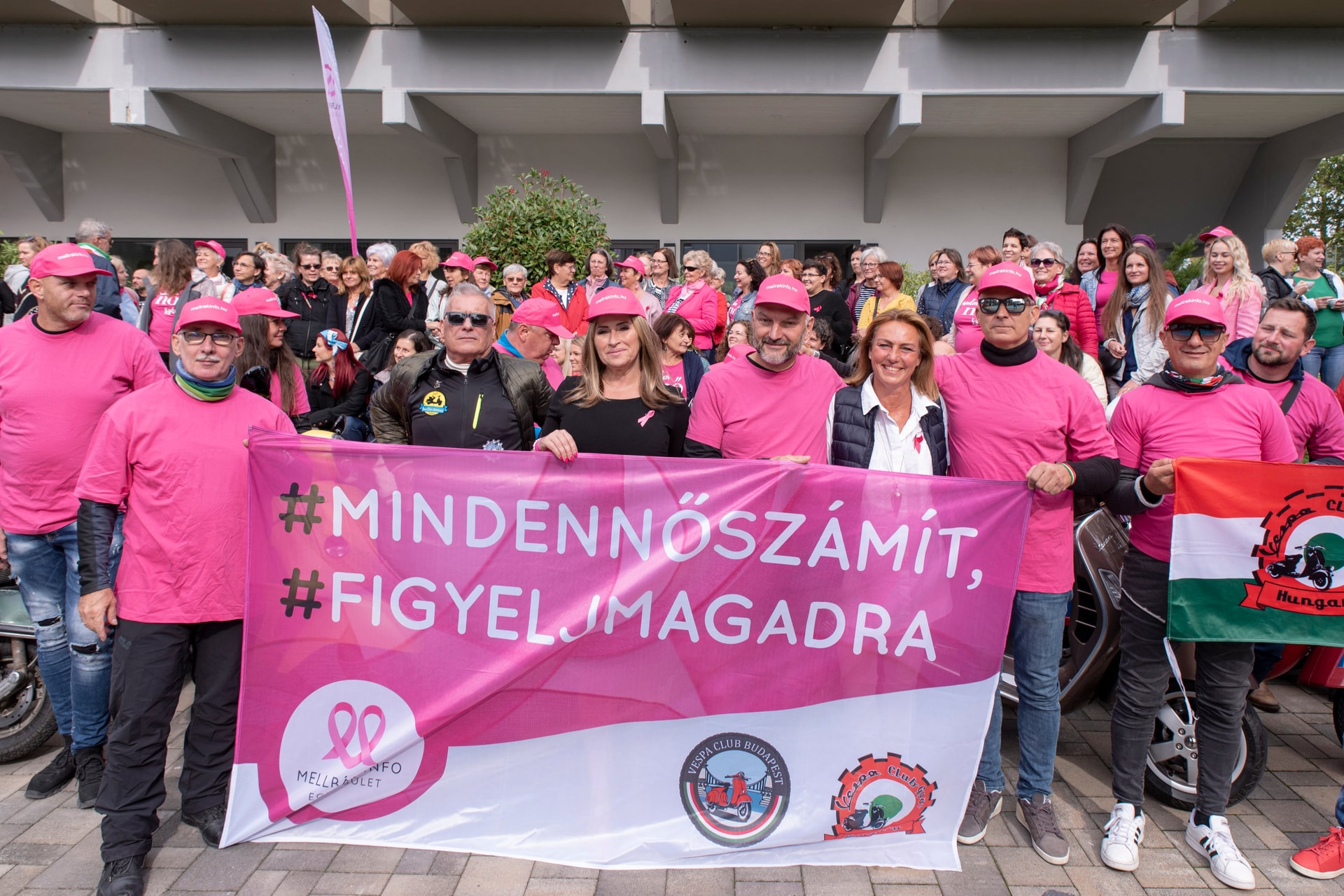 Halom Bori: Addig kiabálok, amíg minden nő meg nem hallja
