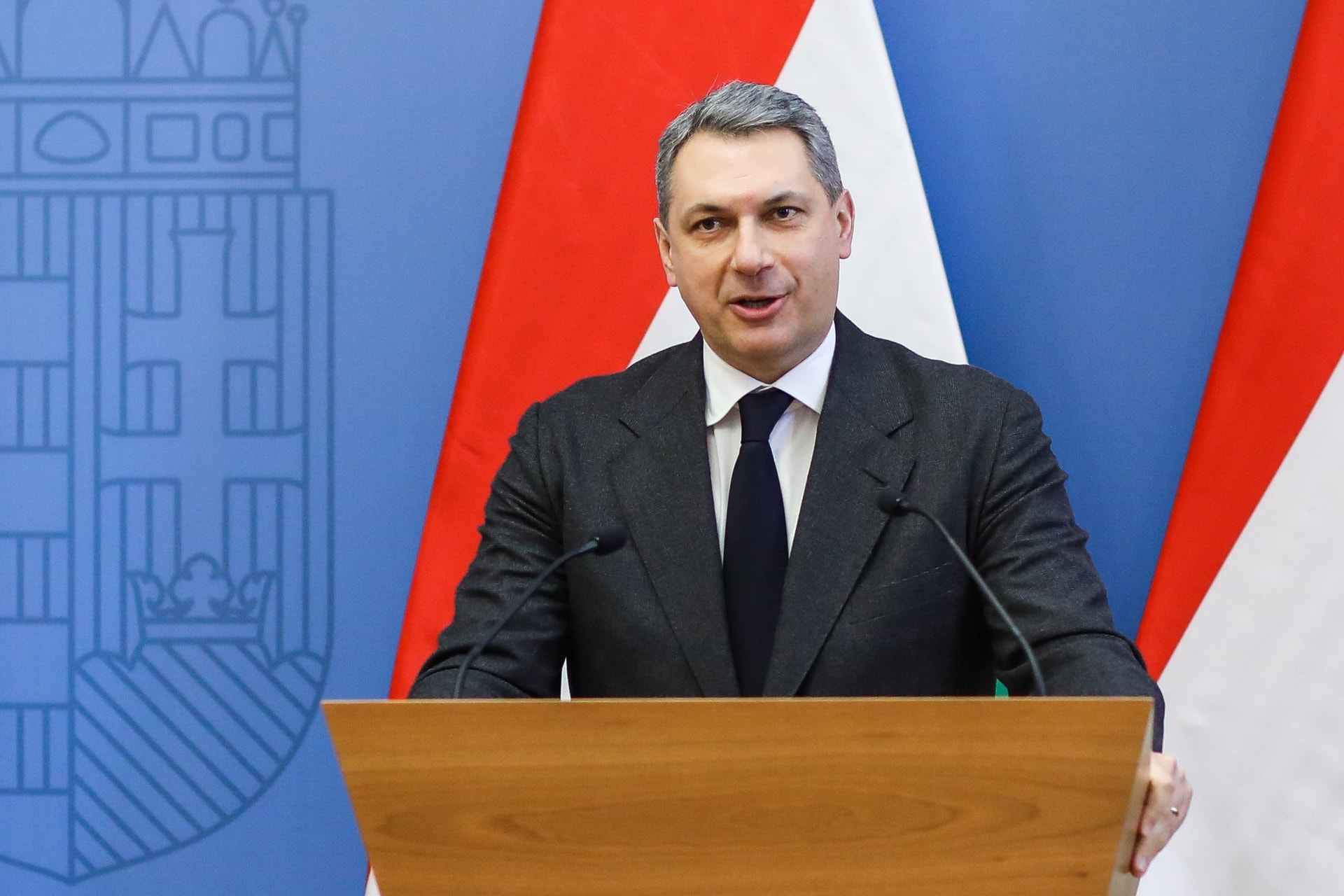 Lázár János: Társadalmi egyeztetés indul a magyar építészeti törvényről