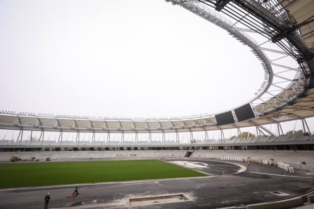 Hídavatás és bokrétaünnepség a Nemzeti Atlétikai Központ stadionjánál