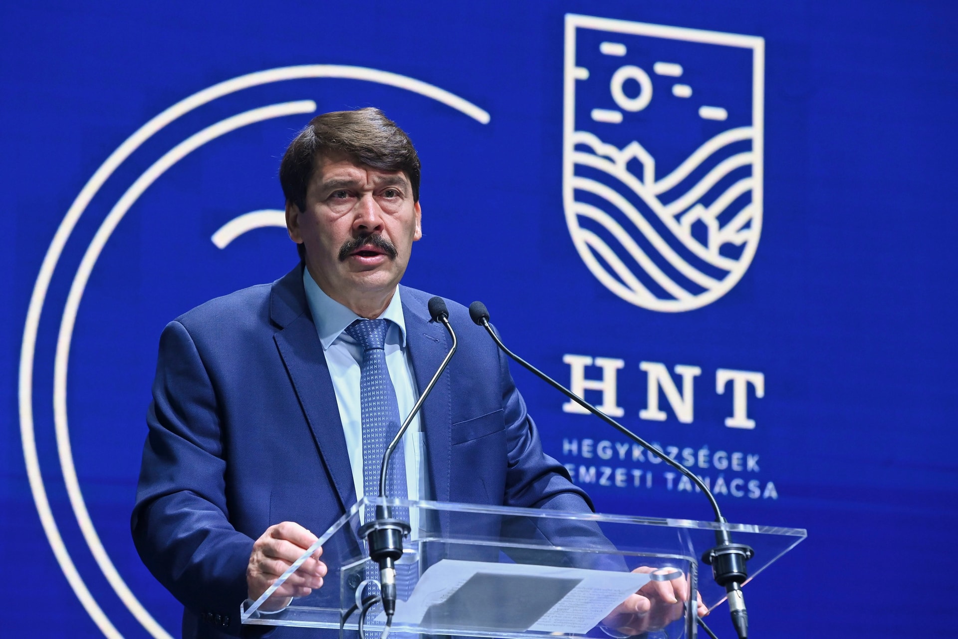 Áder János: A megtermelt élelmiszer egyharmadát nem fogyasztjuk el
