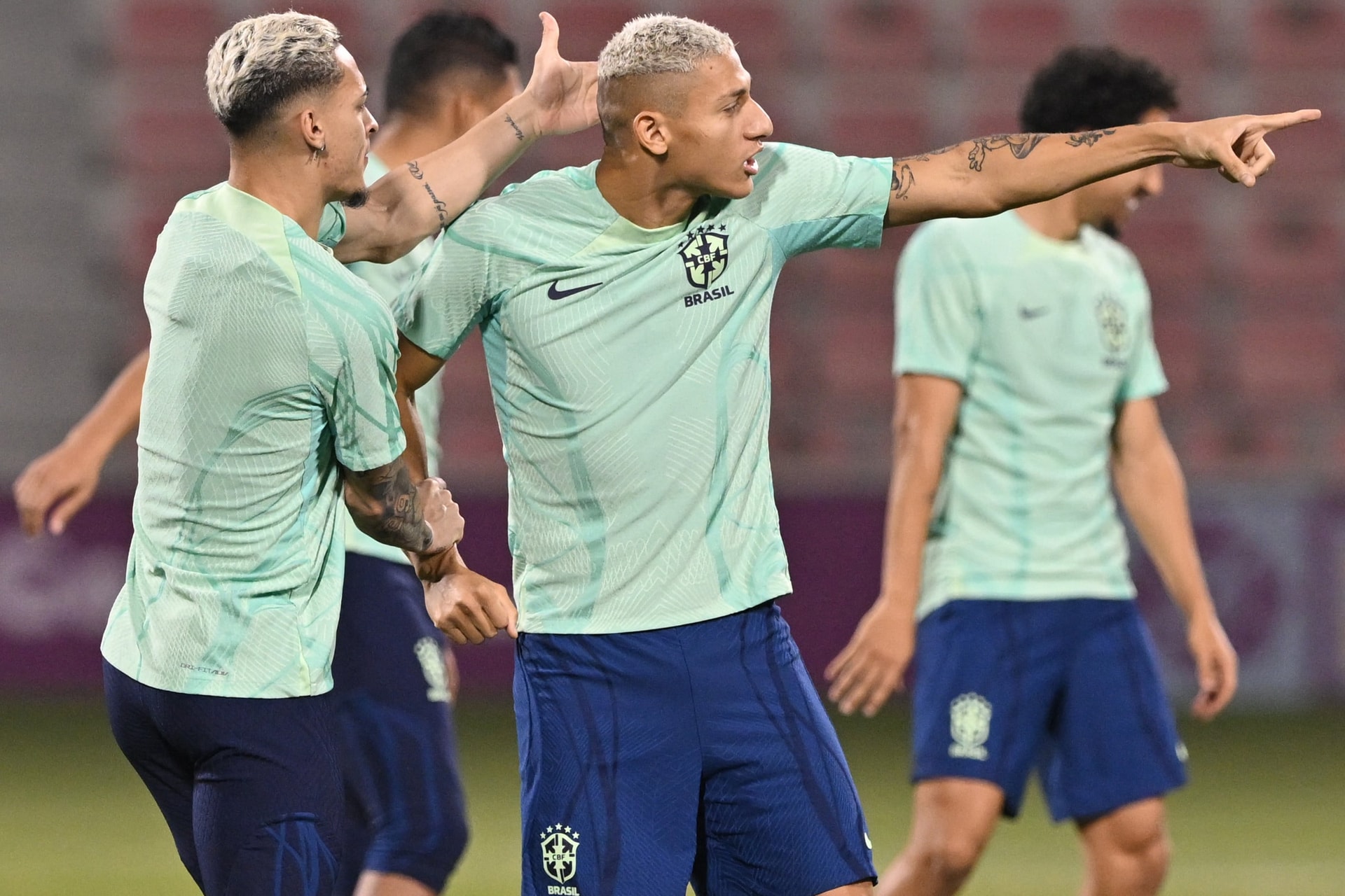 Aki egészséges, az mind játszik a brazil védők közül