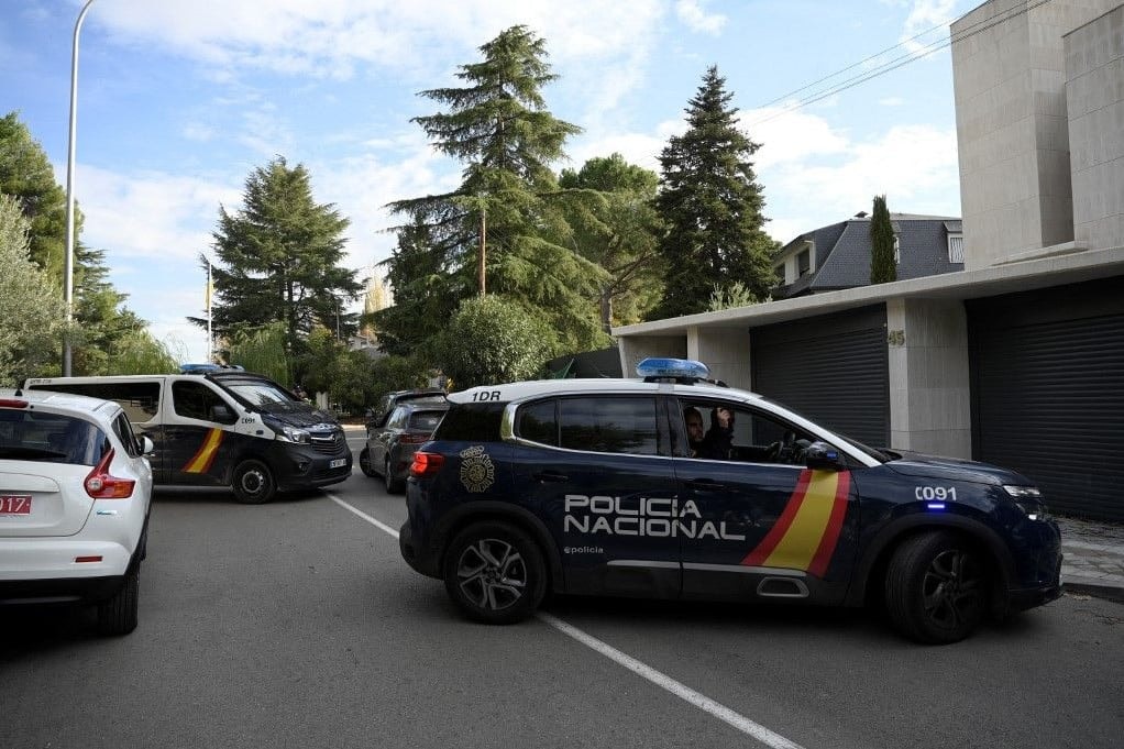 Újabb fenyegető csomagok az ukrán képviseleteknek