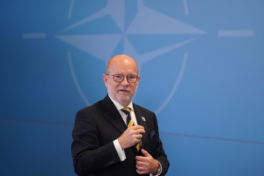 Az ügyvezető kabinet tovább tolná Ukrajna szekerét