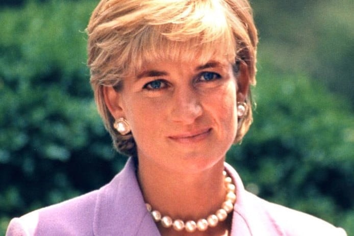 Pajzán, szexuális tartalmú képeslapokat küldözgetett Diana hercegné a görög királynak