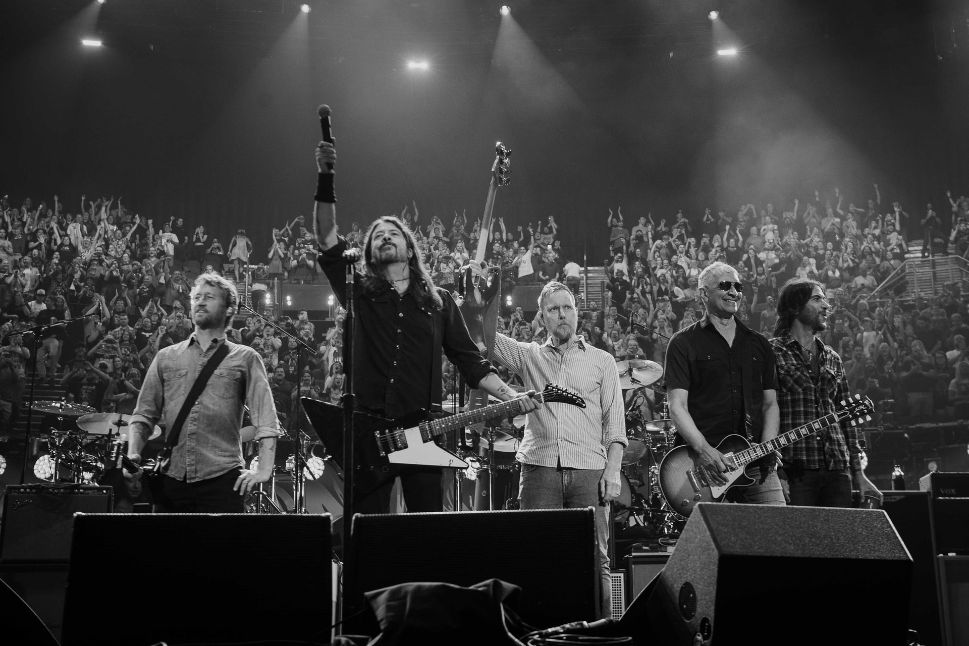 Visszatérését lengette be a Foo Fighters