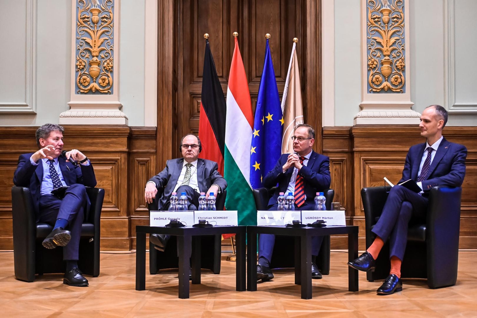 Navracsics: Tovább kell vinni az európai békeprojektet