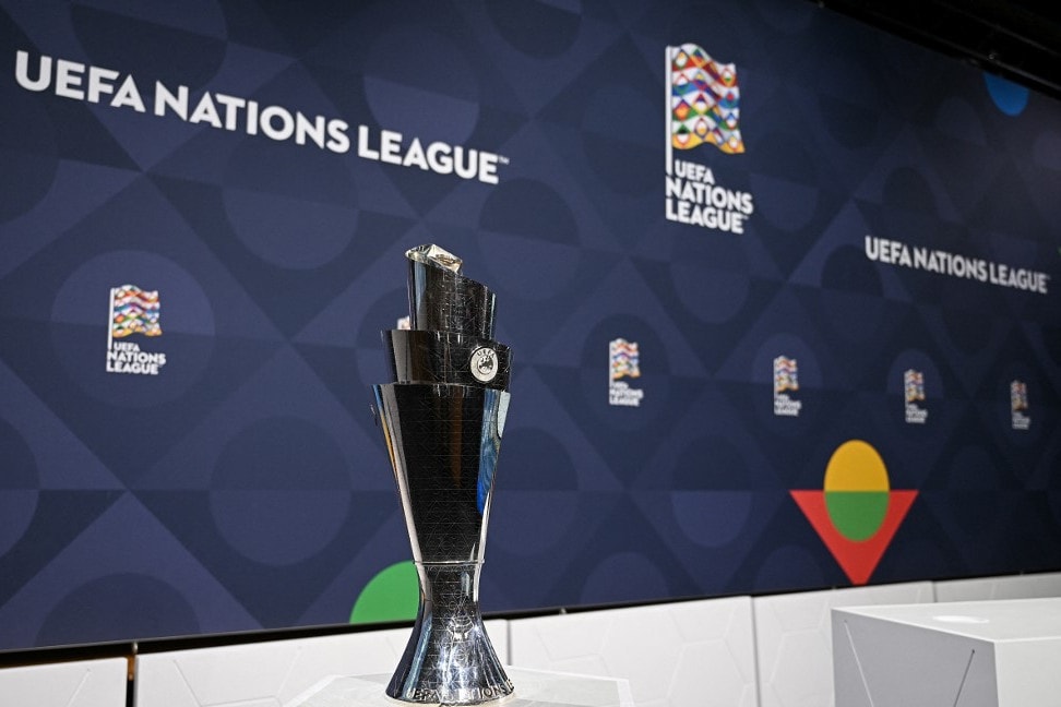 Egyperces gyászszünetet rendelt el az UEFA