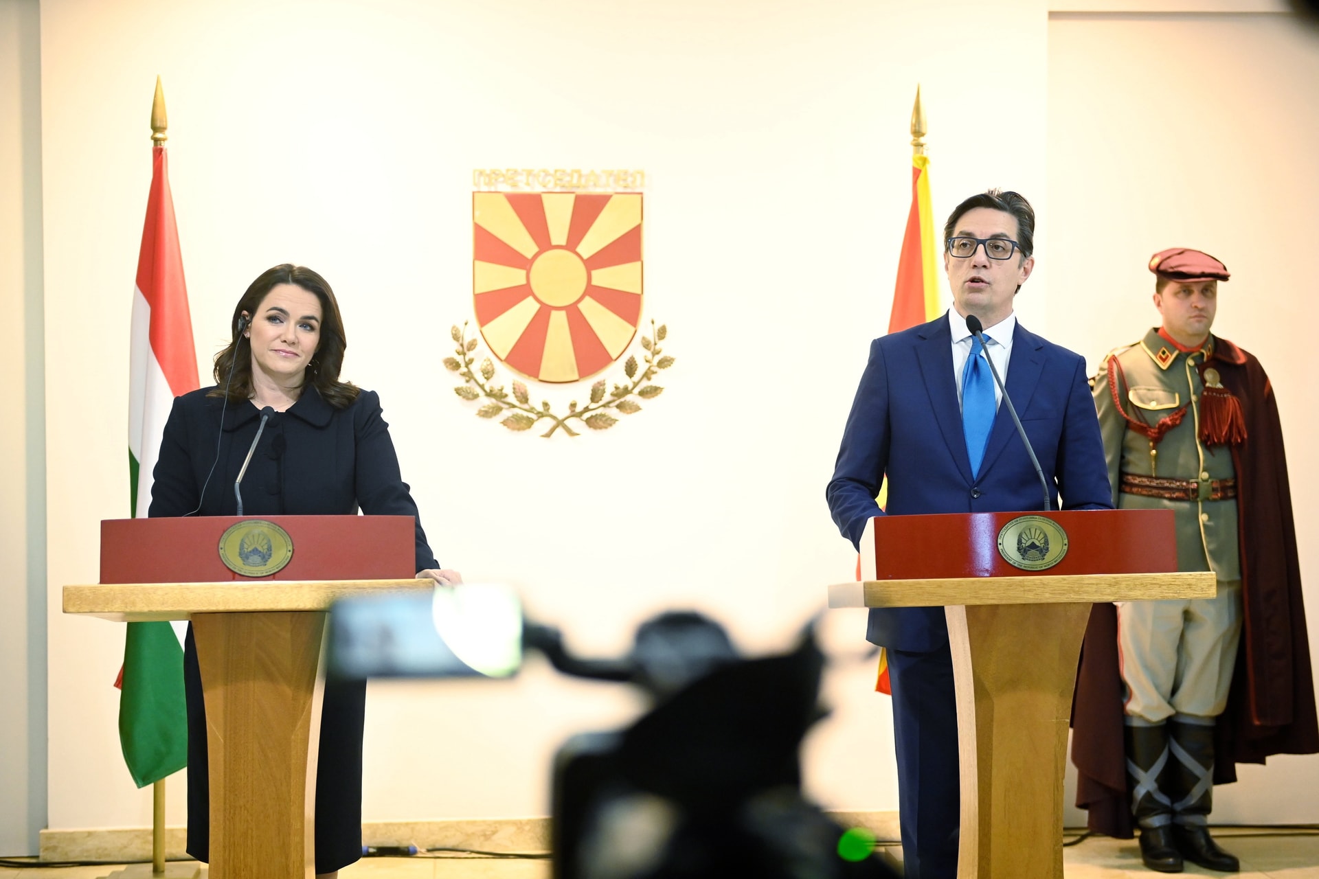 Novák Katalin: A háború árnyékában kevesebb figyelem jut az illegális migrációra