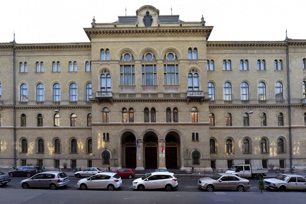 Fegyházbüntetésre ítélték az újpesti autókereskedő-gyilkosság vádlottjait