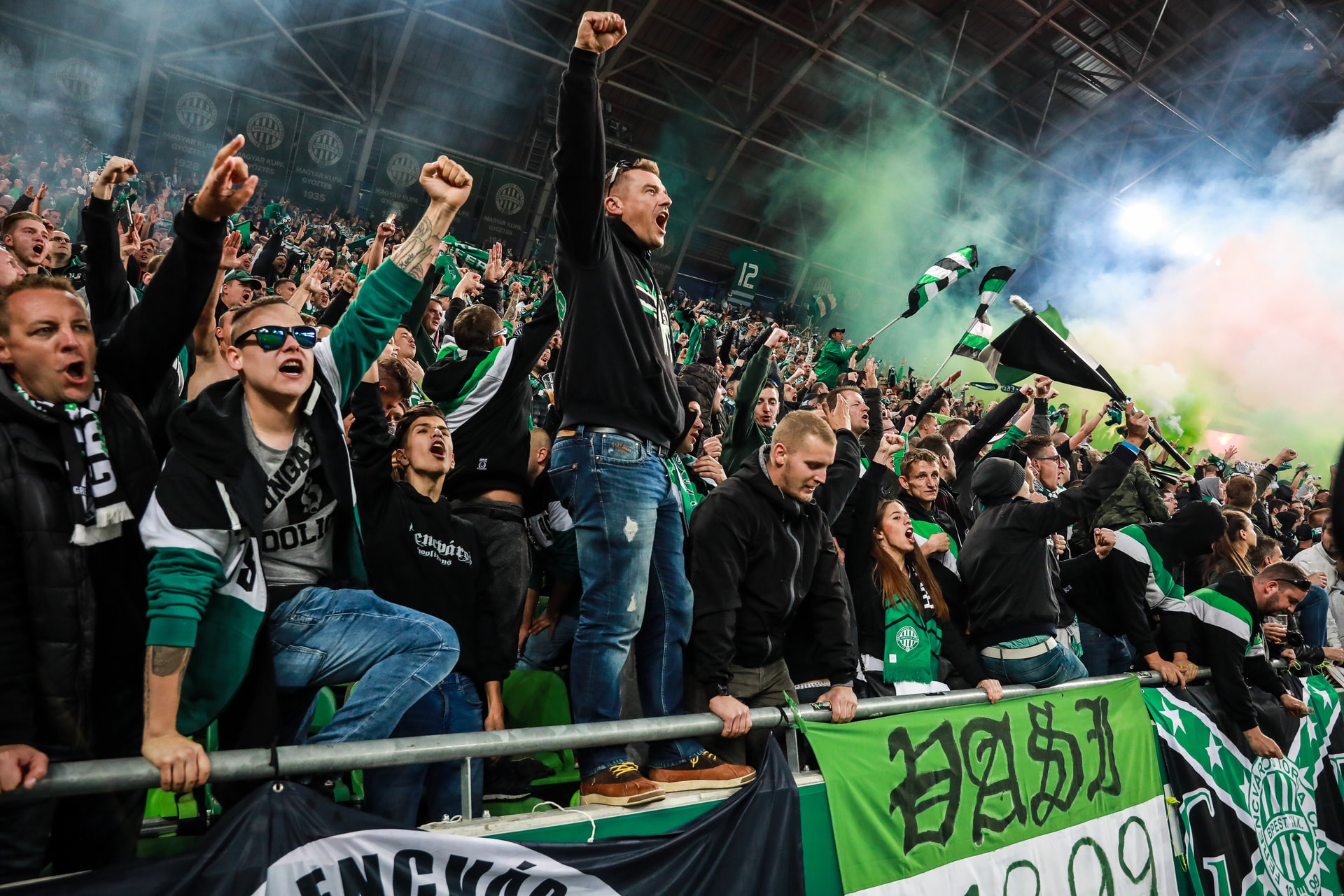 Öt magyar konzul segíti a fradistákat Görögországban
