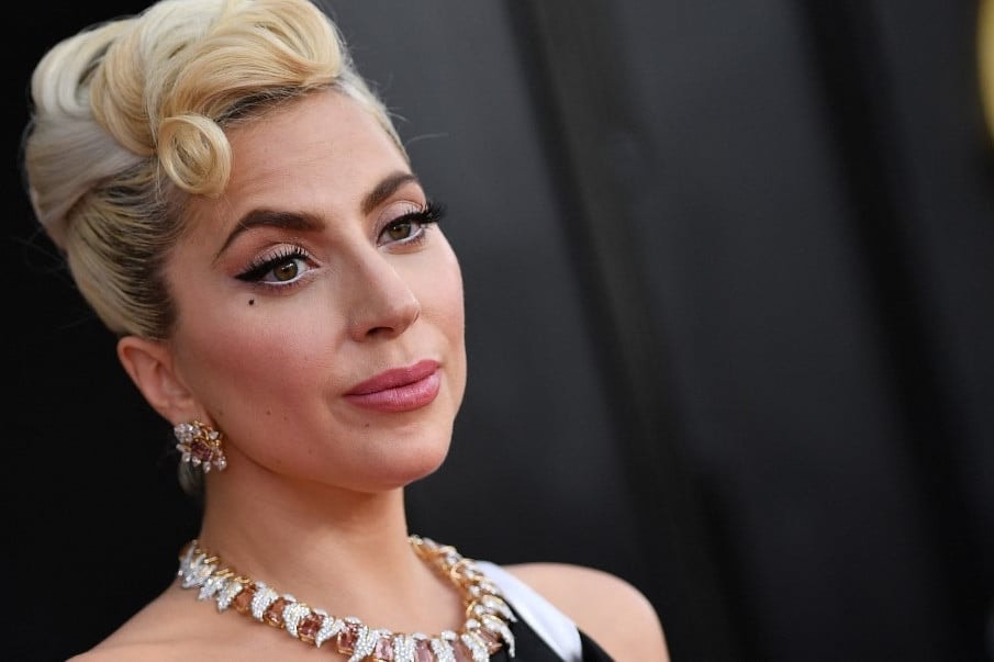 Lady Gaga vitte el az év előadója díjat