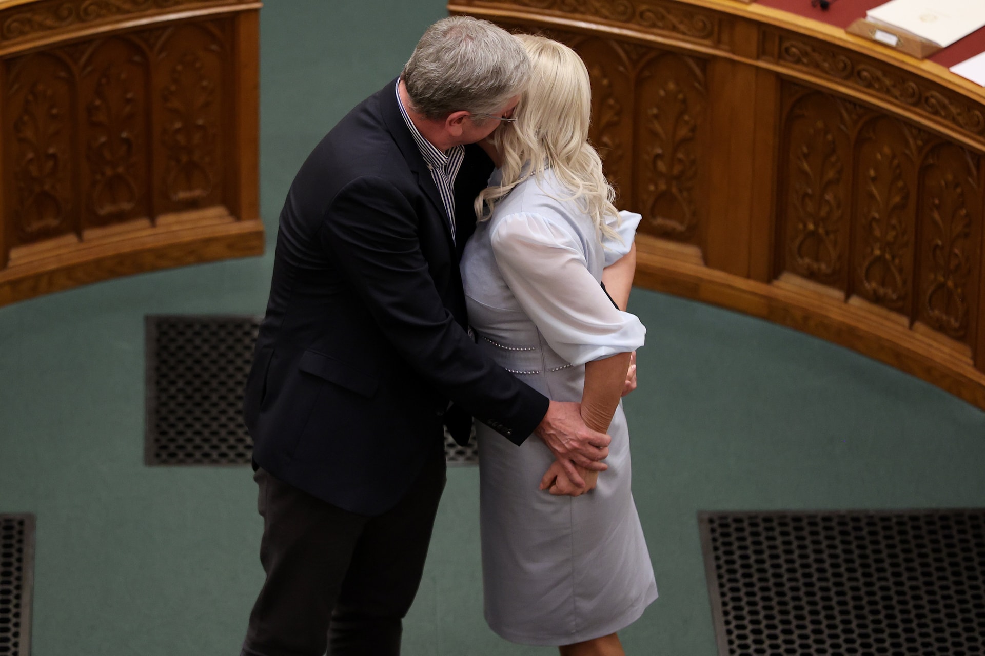 Gyurcsány újabb halálos ölelése