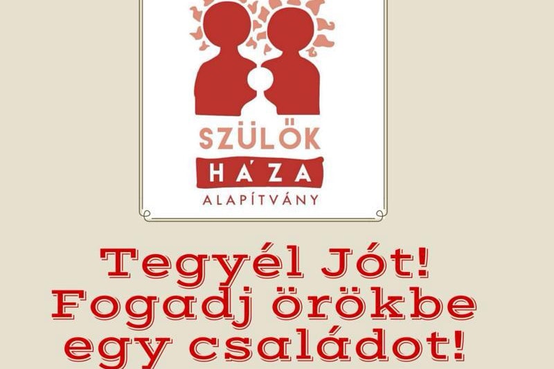 Rászoruló lányok, anyák számára adott át adománycsomagokat a Szülők Háza Alapítvány