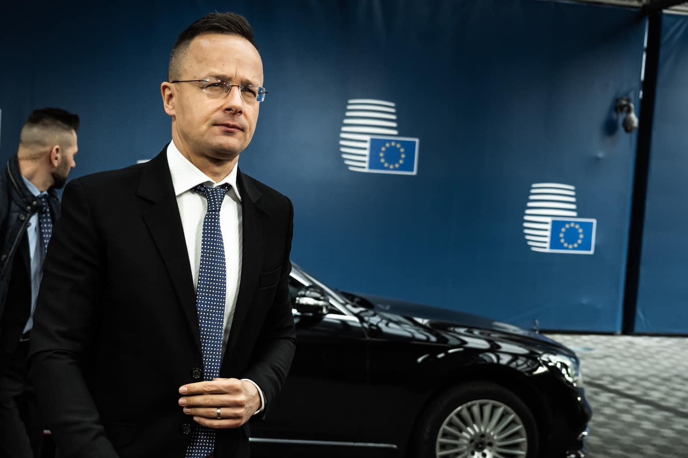 Szijjártó Péter: Magyarország nem vesz részt az ukrajnai lőszerszállításokban + VIDEÓ