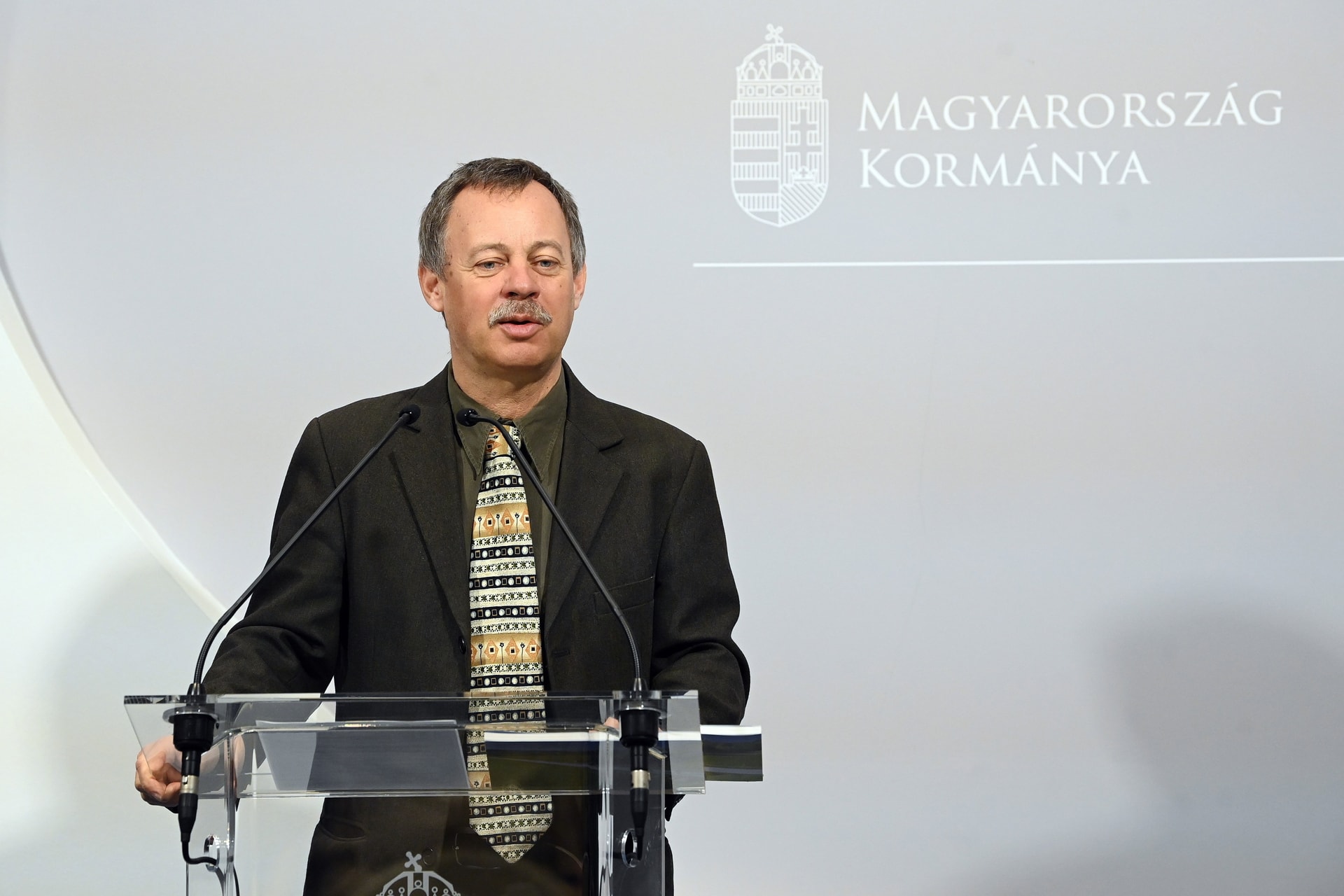 Révész Máriusz: Társadalmi vitára kész a Nemzeti Aktív Turisztikai Stratégia