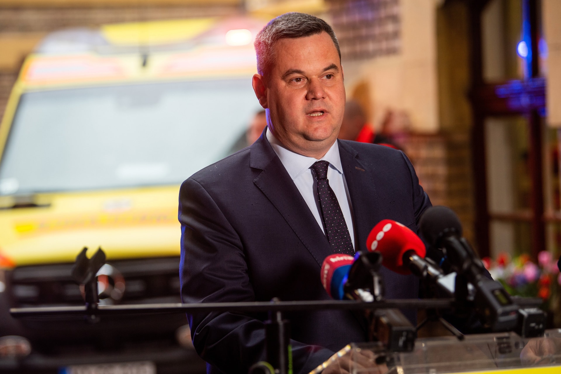 Takács Péter: A kormány végrehajtja az egészségügyi szakdolgozói béremelést