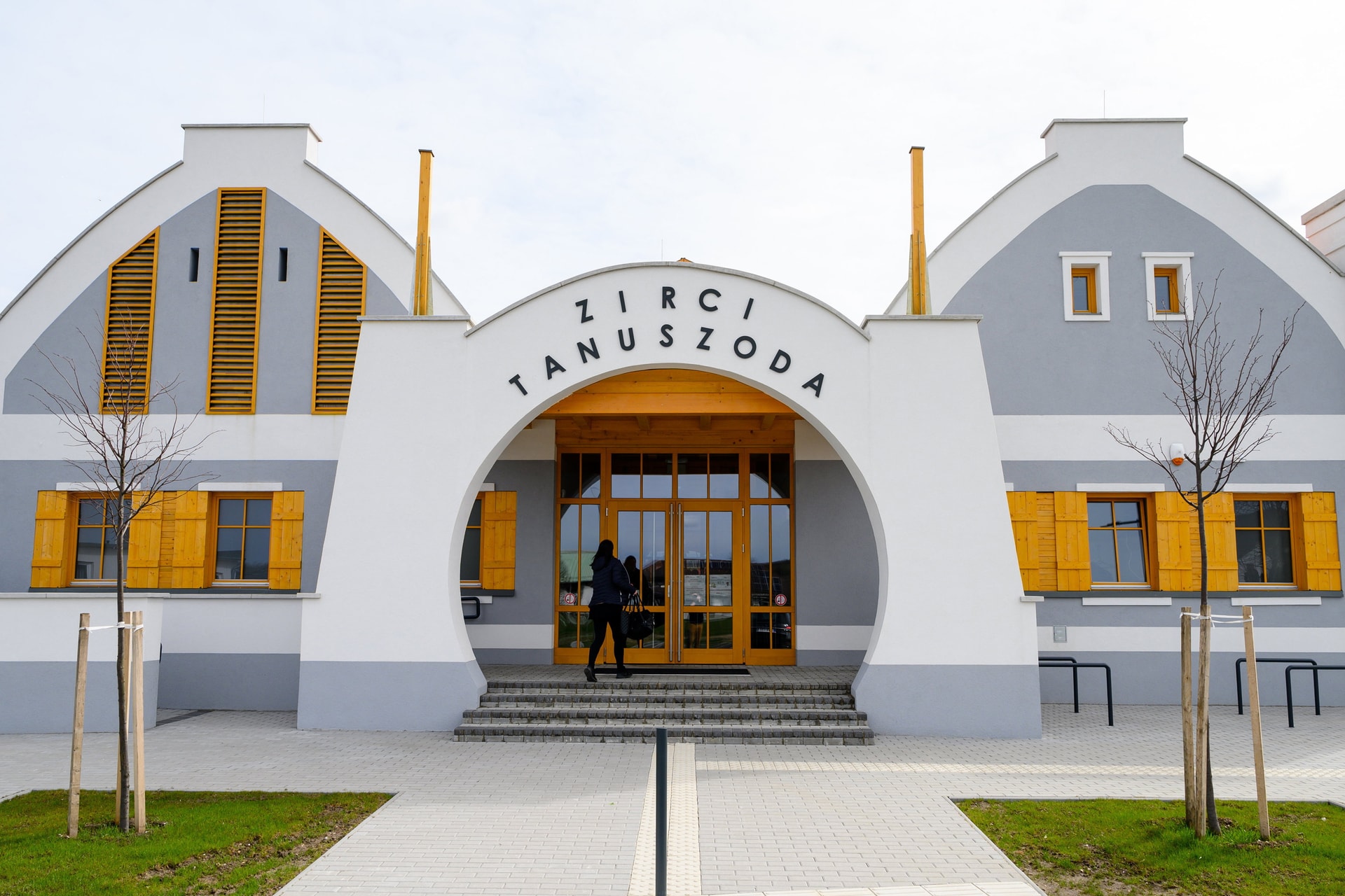 Átadták az új tanuszodát Zircen