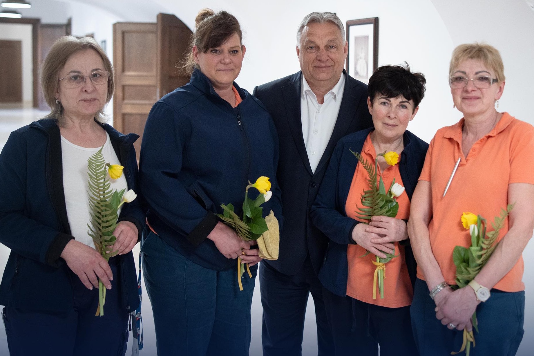 Orbán Viktor boldog nőnapot kívánt a közösségi oldalán