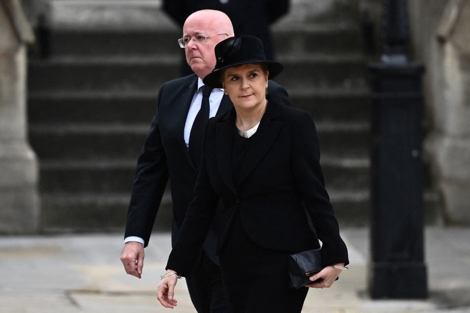 Őrizetbe vették Nicola Sturgeon volt skót miniszterelnök férjét