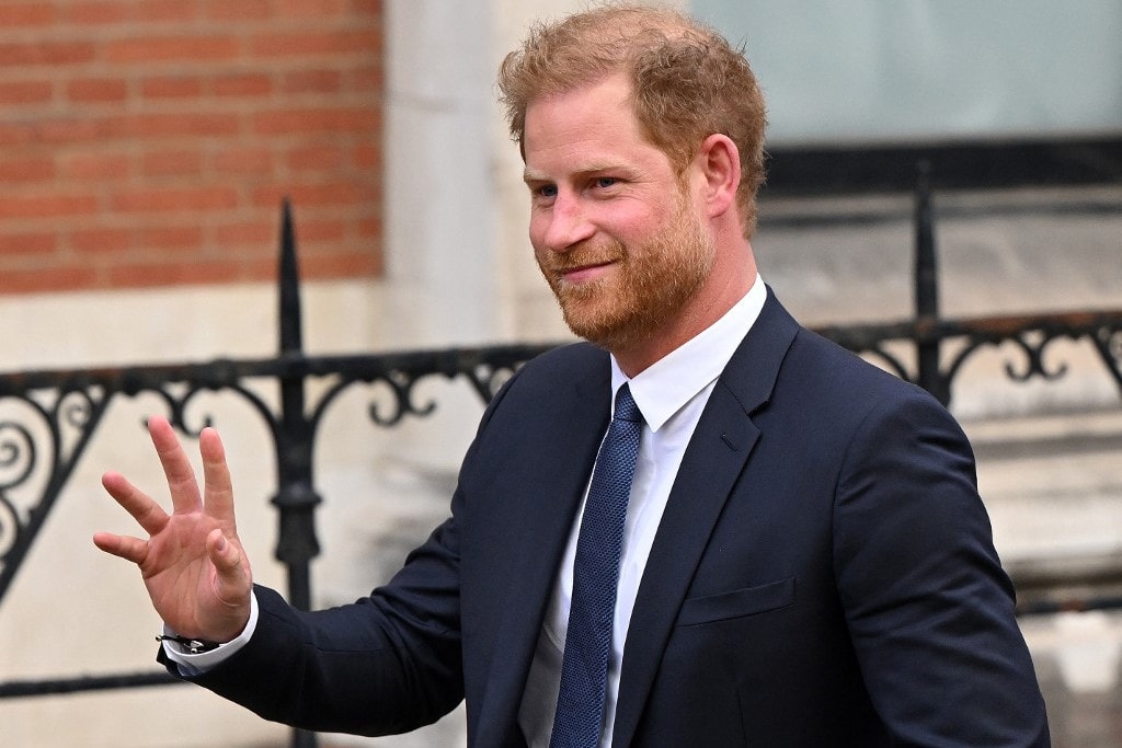 Visszaüthet a nagy őszinteség, kiutasíthatják Harry herceget