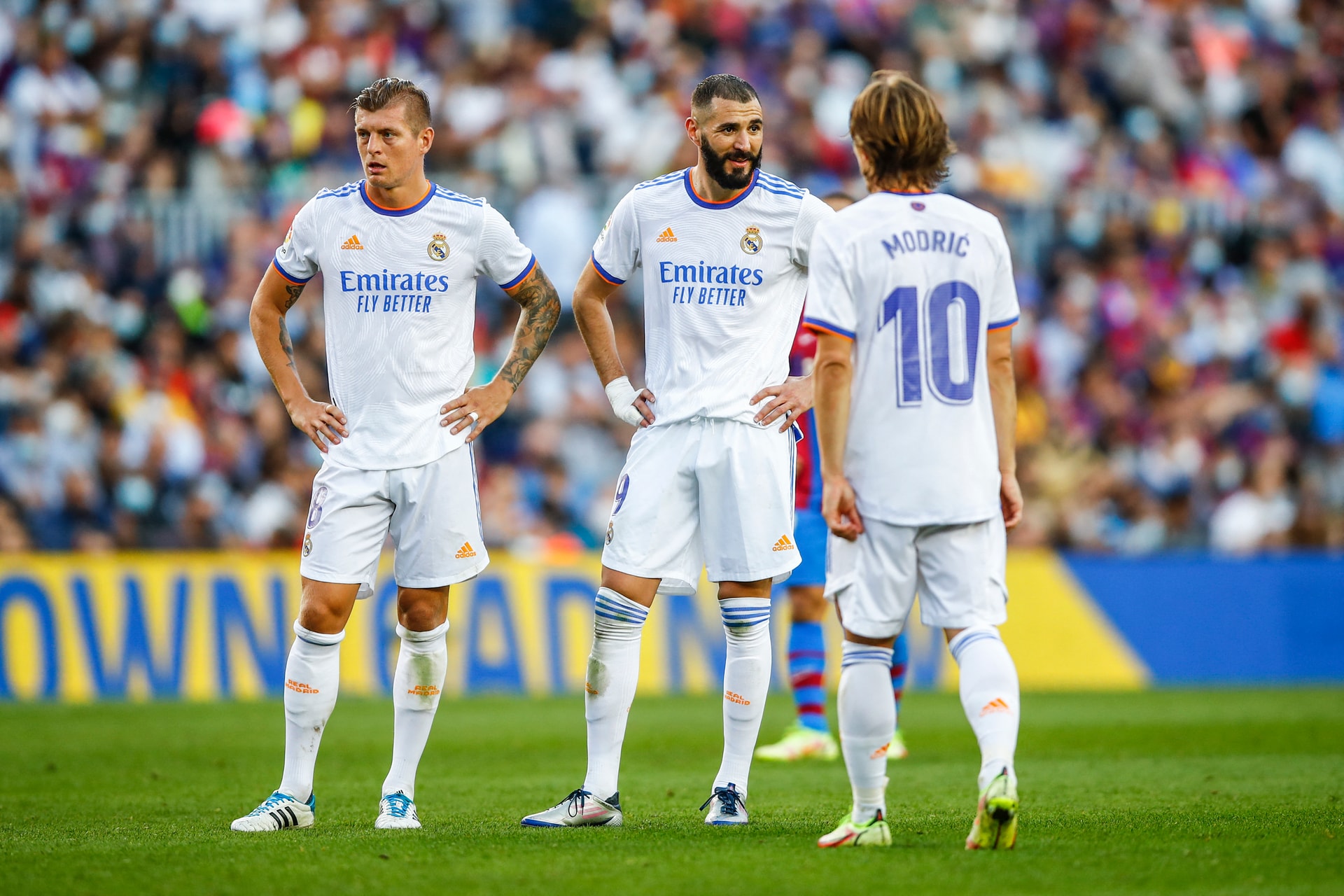 Maradhat Karim Benzema, Luka Modric és Toni Kroos is a Real Madridban