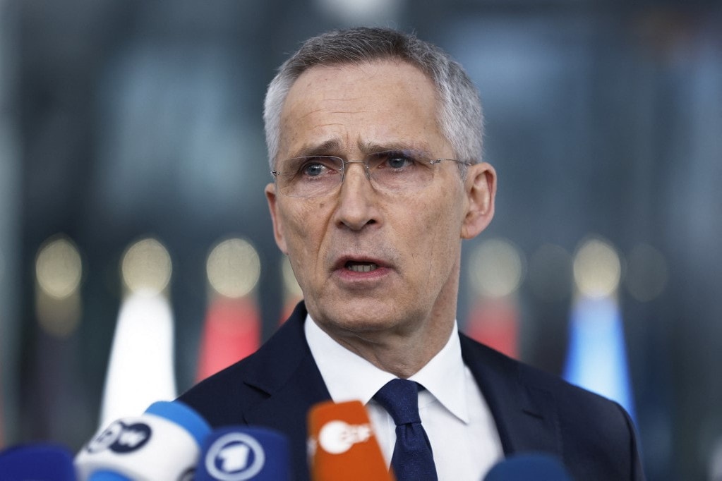 Stoltenberg: Csak Ukrajna határozhatja meg az elfogadható békefeltételeket