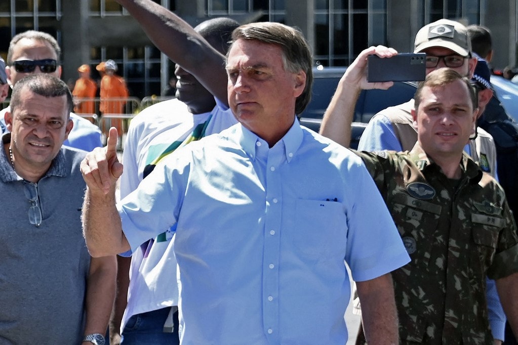 Nyolc évre eltiltották közhivatali pozíciók viselésétől Jair Bolsonaro korábbi brazil államfőt