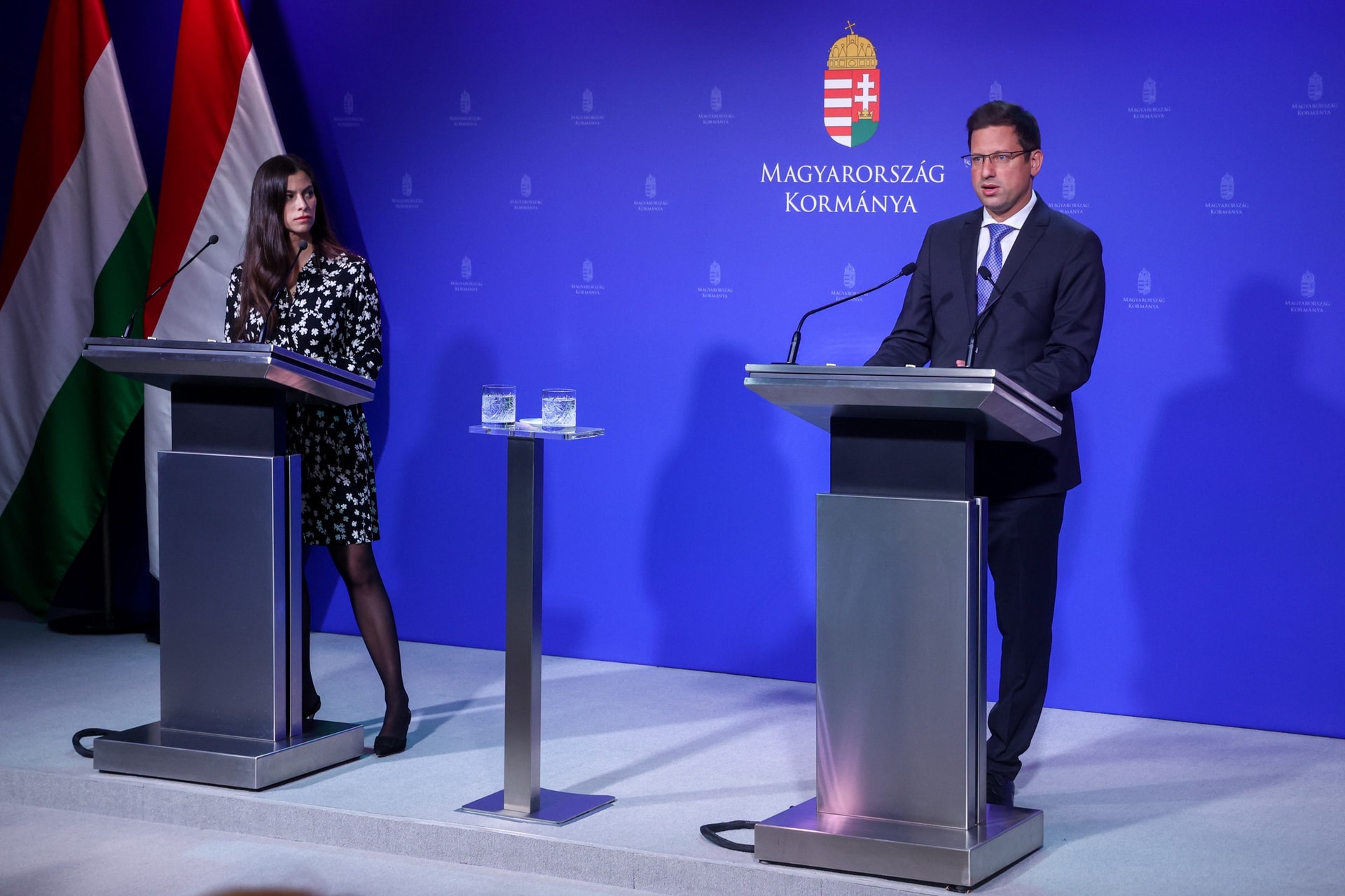 Hamarosan kezdődik a kormányinfó