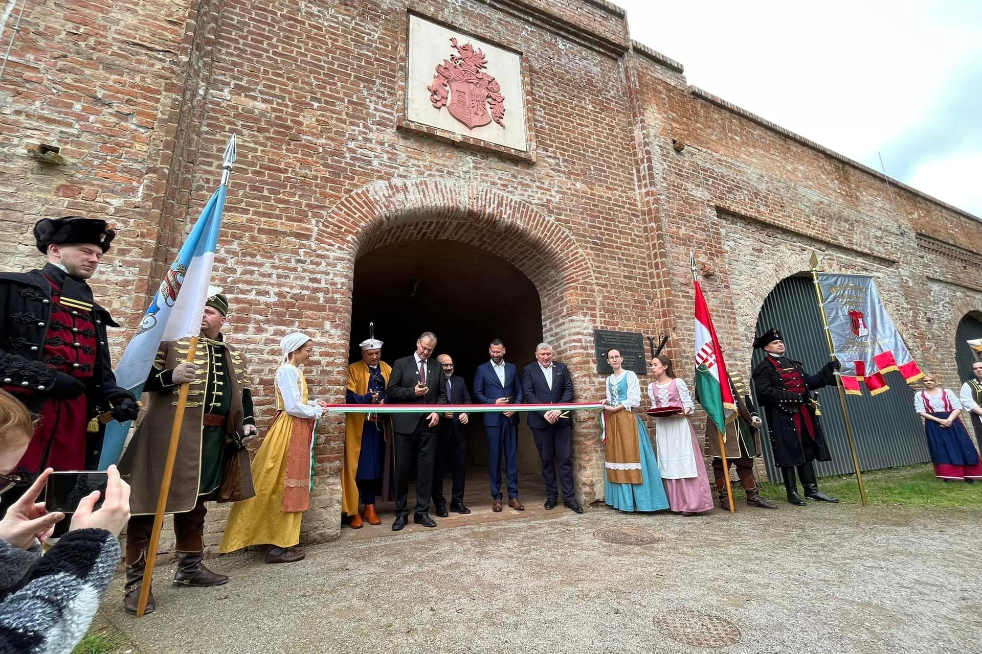 Átadták a megújult szigetvári Zrínyi-várat