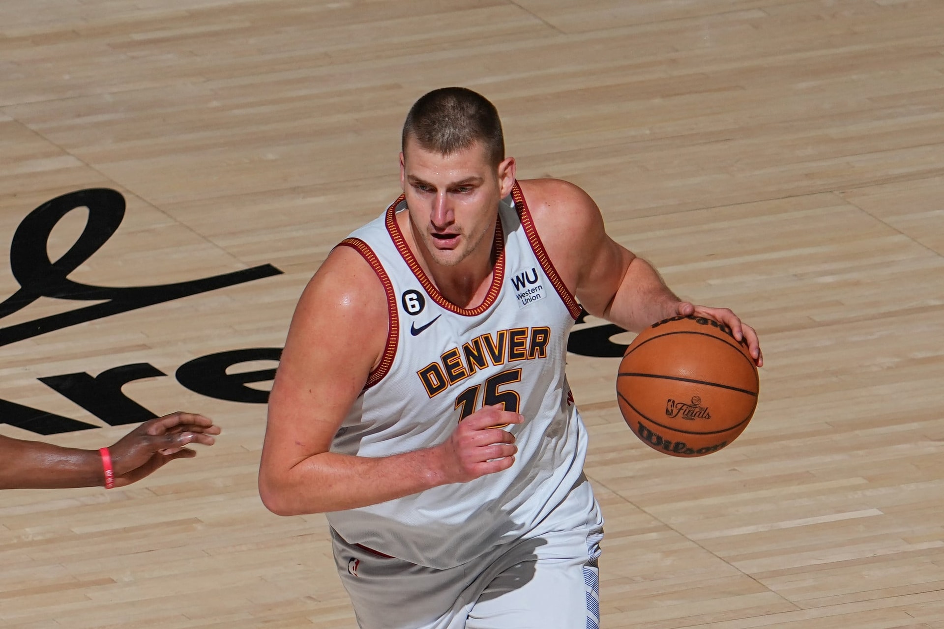 NBA: Jokics, Durant és Przingis is megszórta magát
