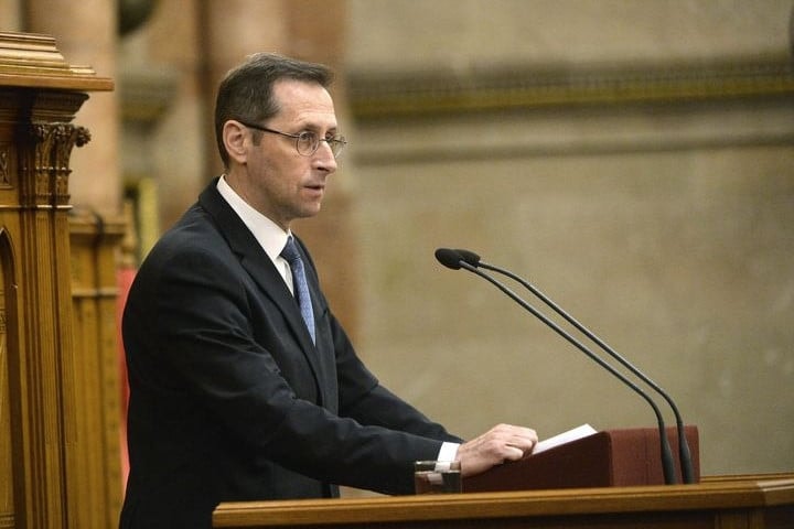 Varga Mihály: Megmenekült a pusztulástól a Pénzügyminisztérium műemléki épülete