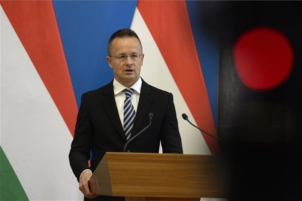 Szijjártó: Egyre több magas hozzáadott értékkel bíró beruházás érkezik Magyarországra