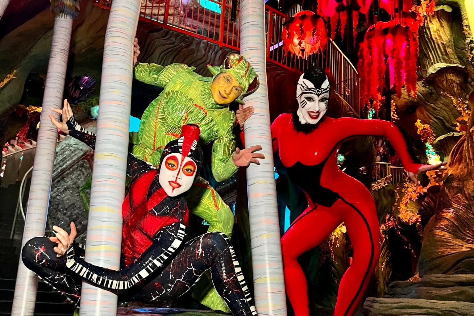 A Cirque du Soleil OVO című show-jával Budapestre jön
