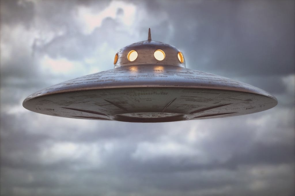 UFO zuhant egy Las Vegas-i család kertjébe, a rendőrség is kiszállt a helyszínre