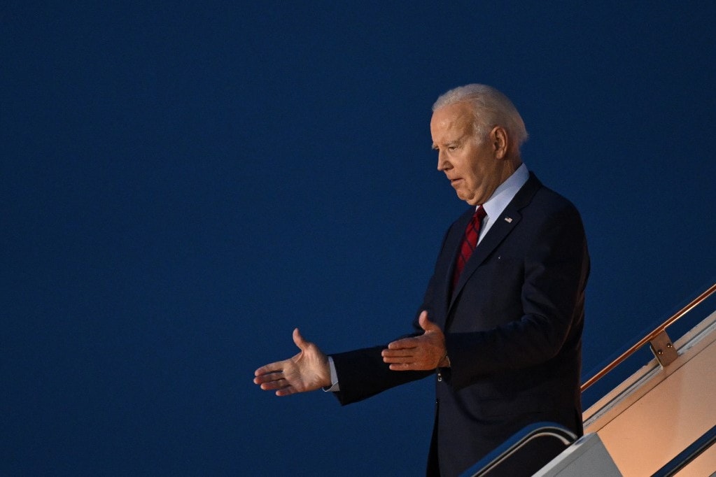 Amerikai szenátor: A Biden-adminisztráció árnyékháborújának véget kell vetni!