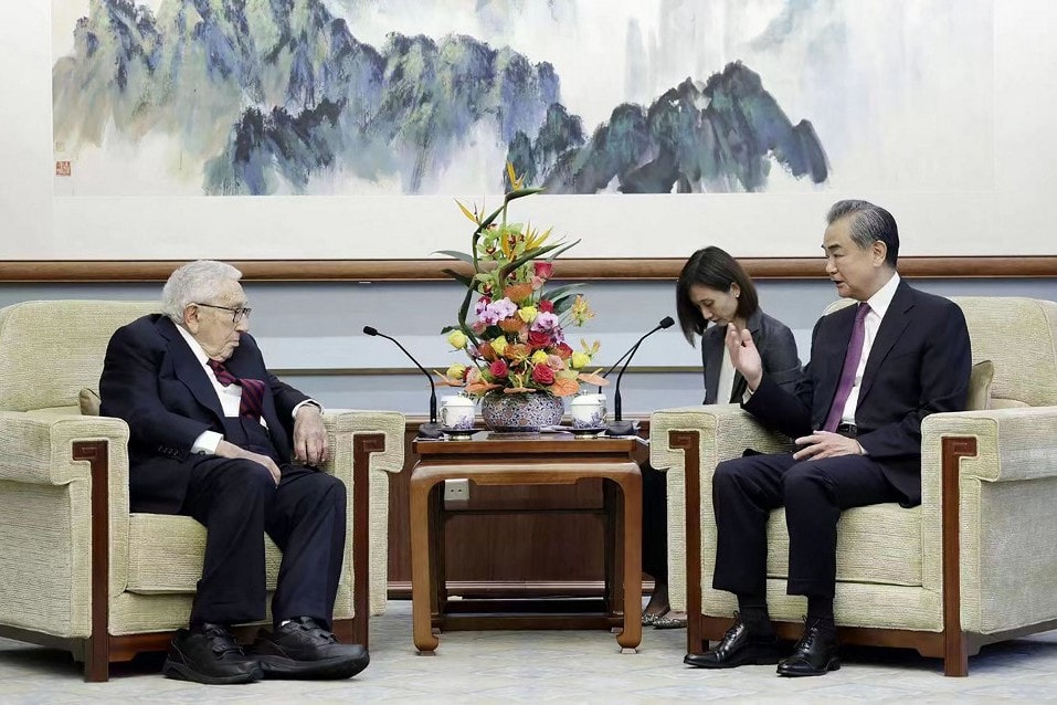 Vang Ji: Washingtonnak a Kissinger-féle diplomáciai bölcsességre van szüksége Kína-politikájában