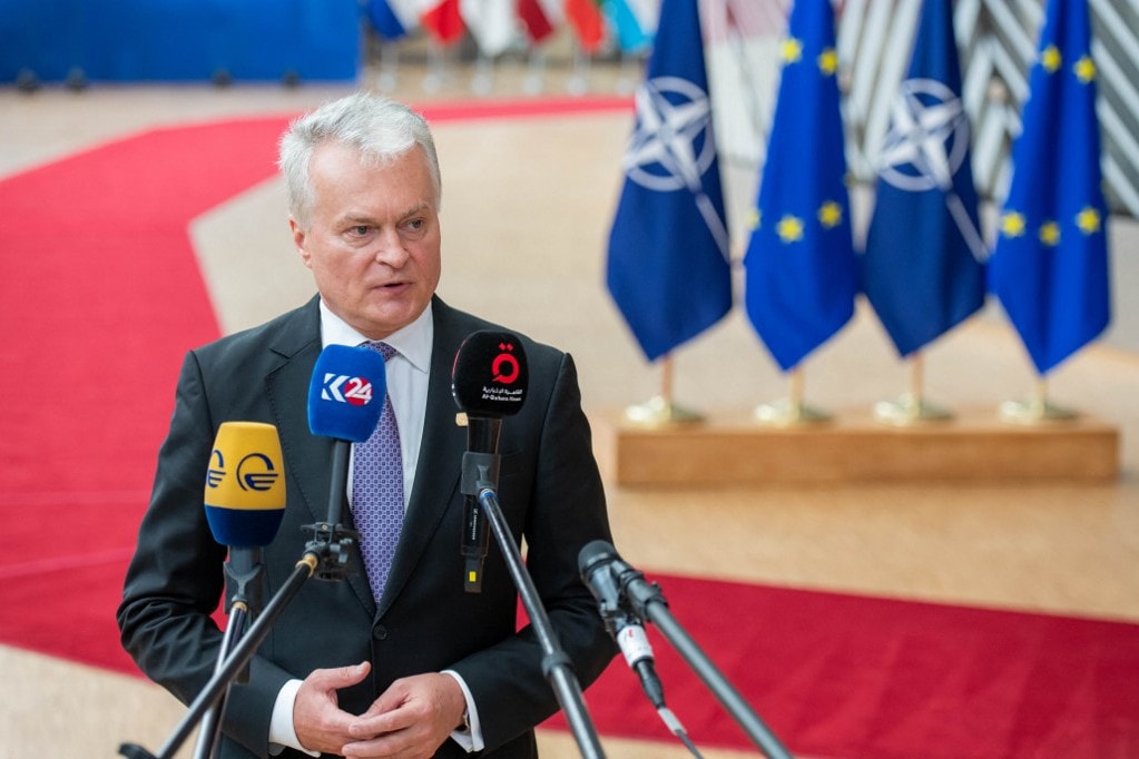 Nauseda: Gyors csatlakozási lehetőséget kell biztosítani a NATO-hoz Ukrajnának a háború után