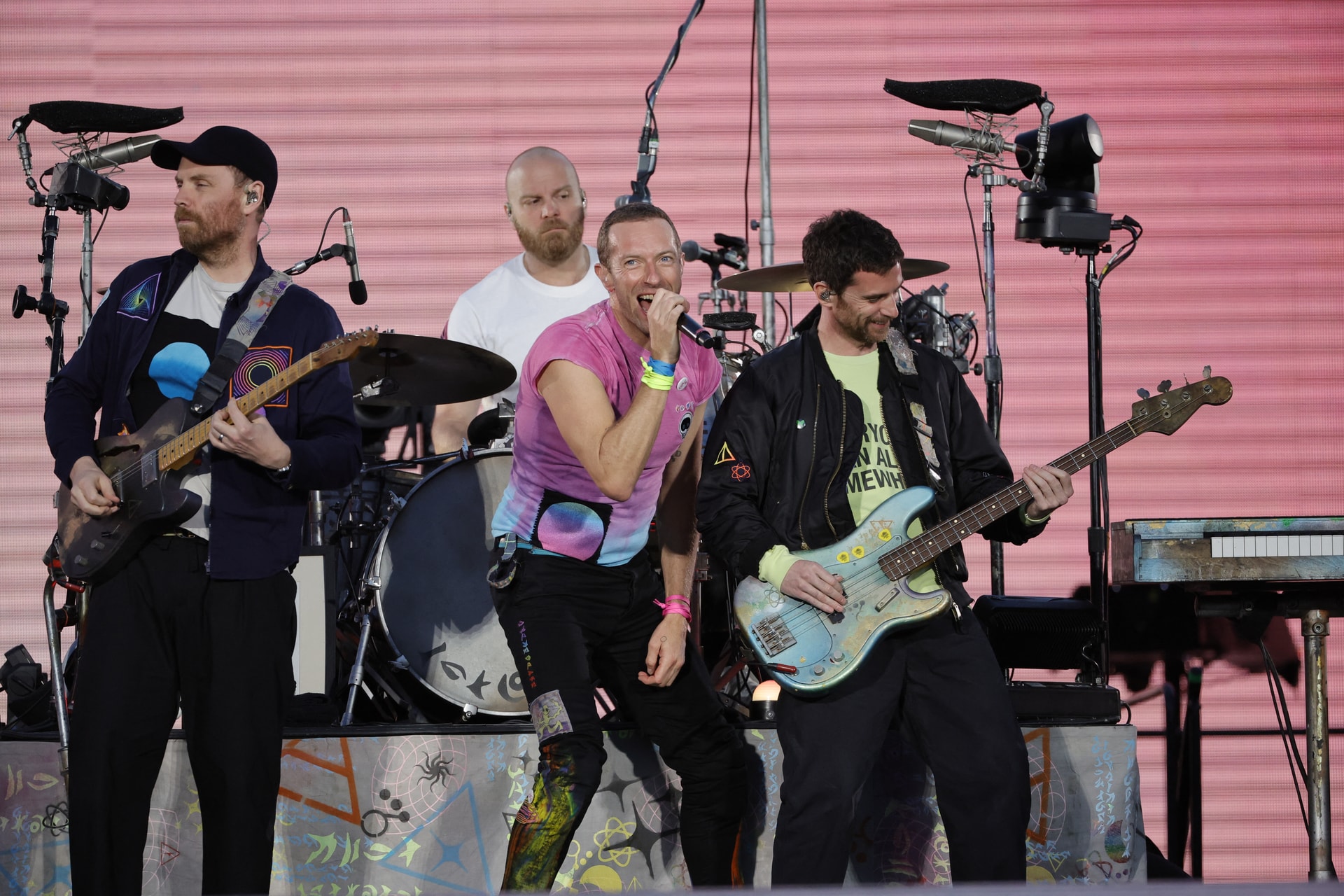 Nagy bejelentést tett a Coldplay