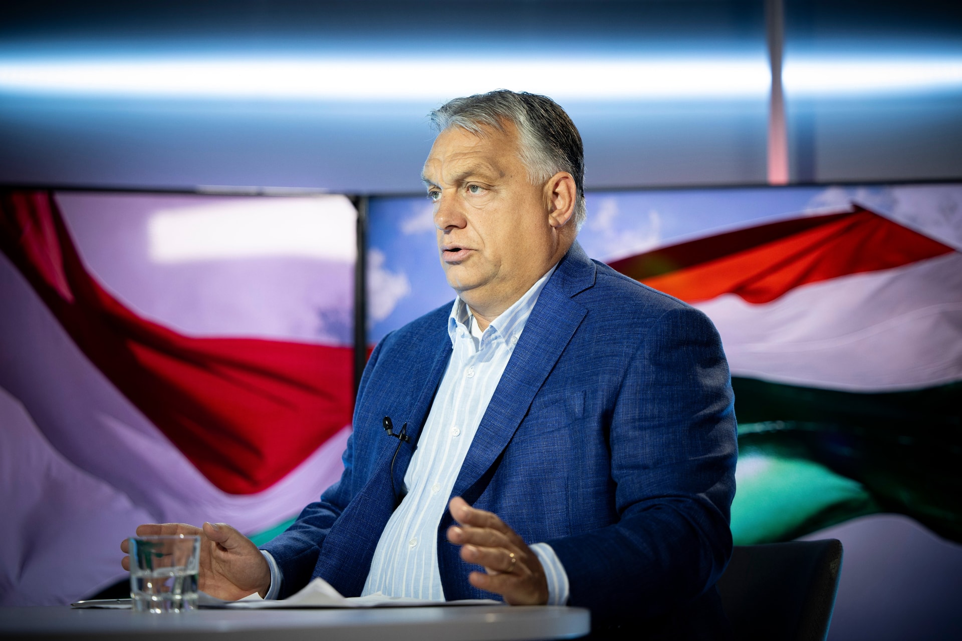 Bloomberg: a határon túliak honosítása Orbán nacionalista víziójának a része